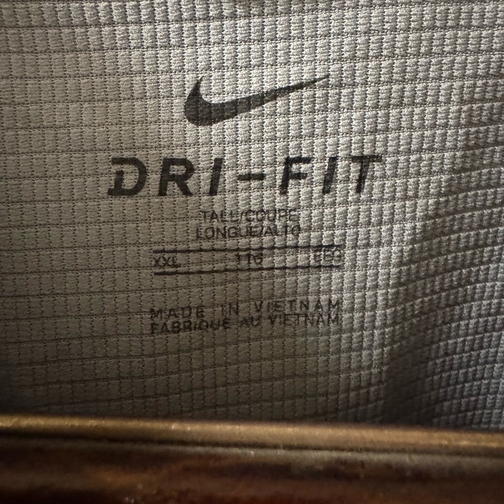 Grey Nike Dri-Fit - Picture 4 of 5